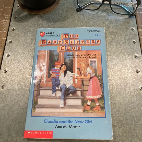 The Baby Sitters Club • Set of 2 Series Books - Picture 6 of 9